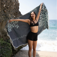 Sand Cloud - Bubbles Turtle Beach Towel