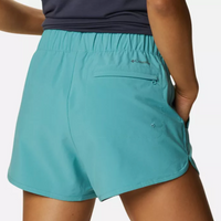 Short - Columbia Women's Pleasant Creek Stretch Shorts
