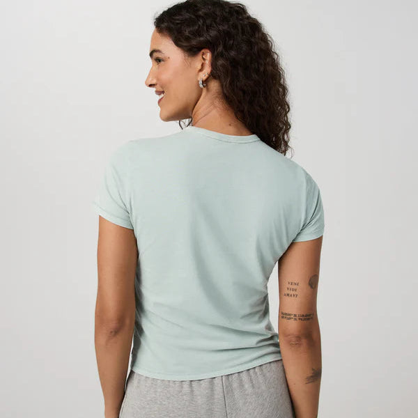Ladies Top - Vuori Feather Classic Tee