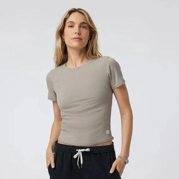 Ladies Top - Vuori Pose Fitted Tee