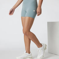 Ladies Short - Vuori All The Feels Short