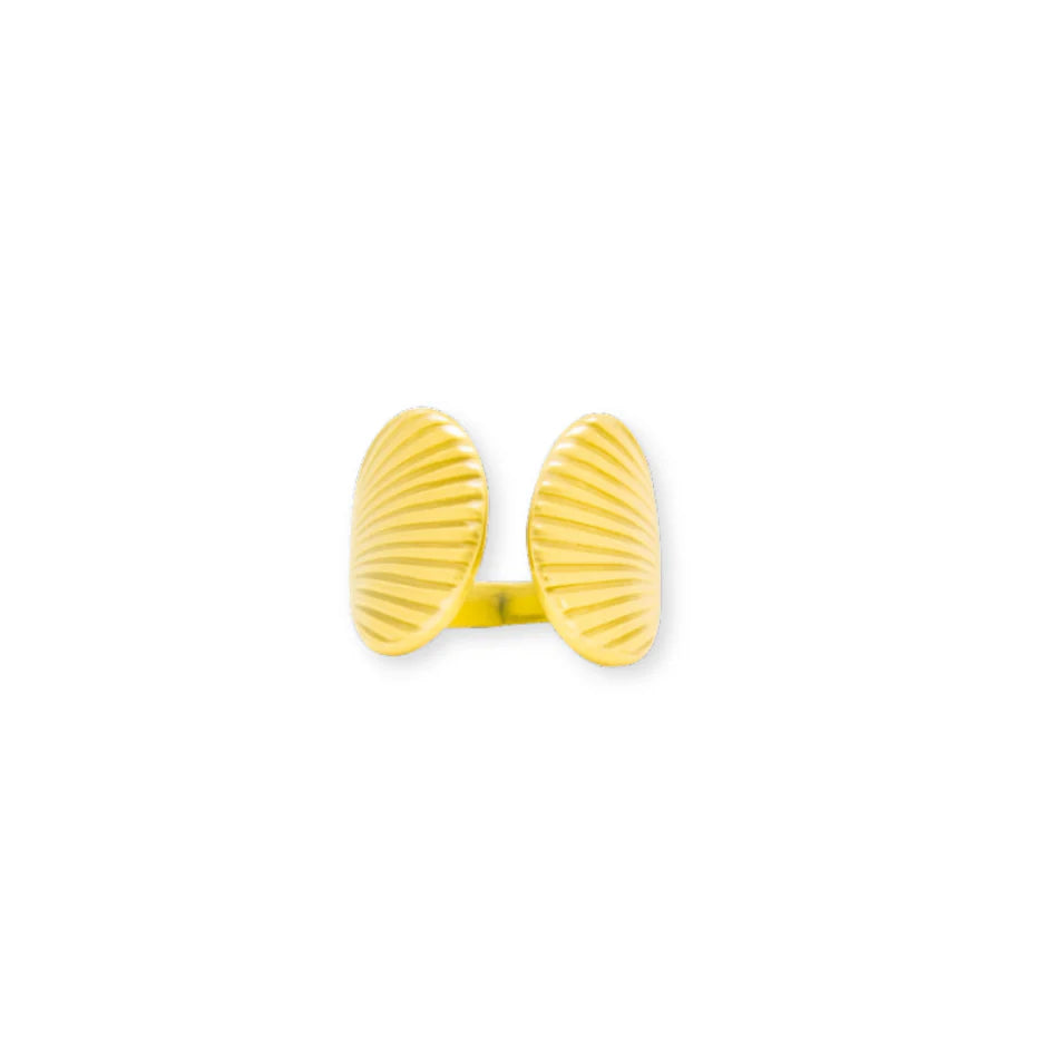 Ring - Salty Cali Shell Clasp Ring